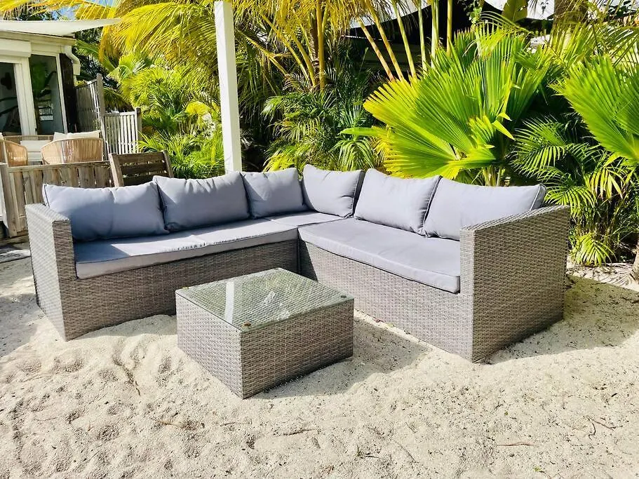 Palm Beach House, Stunning 2 Bedrooms Beachfront, Nettle Bay Beach Club Baie Nettle Sint Maarten